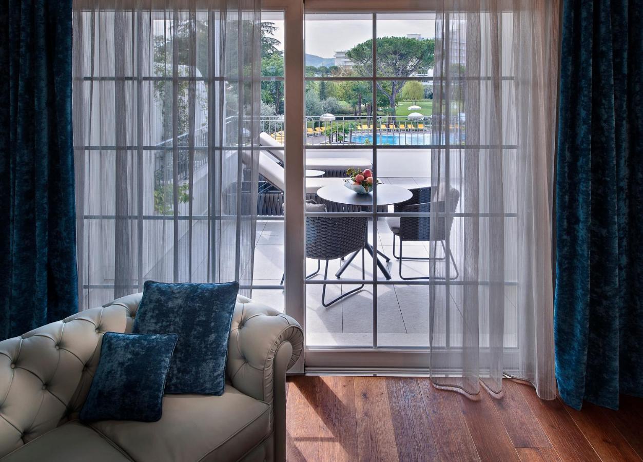 Tritone Luxury Hotel Thermae & Spa Abano Terme Bagian luar foto