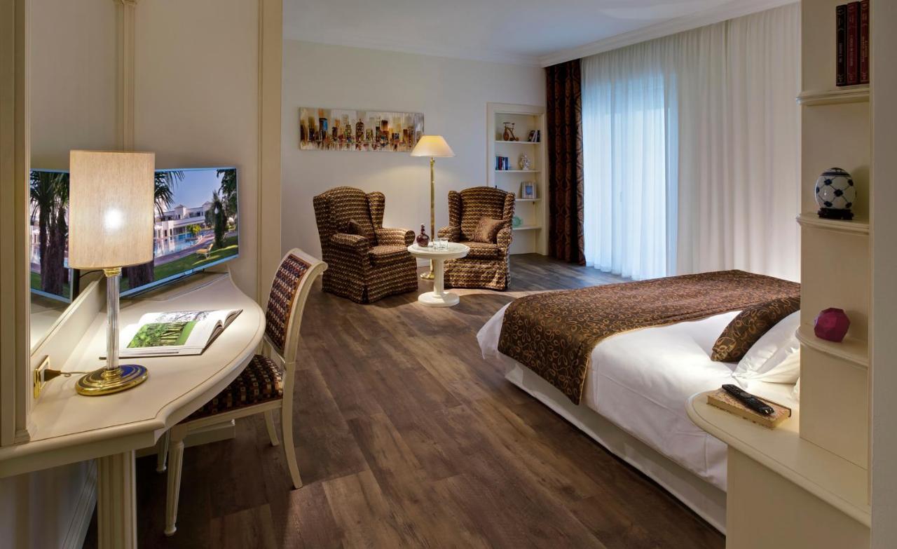 Tritone Luxury Hotel Thermae & Spa Abano Terme Bagian luar foto